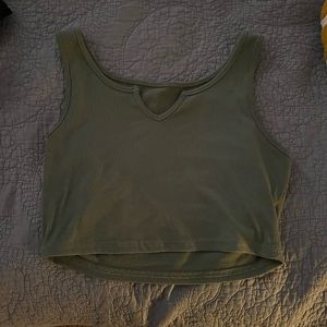 Green cropped tank top